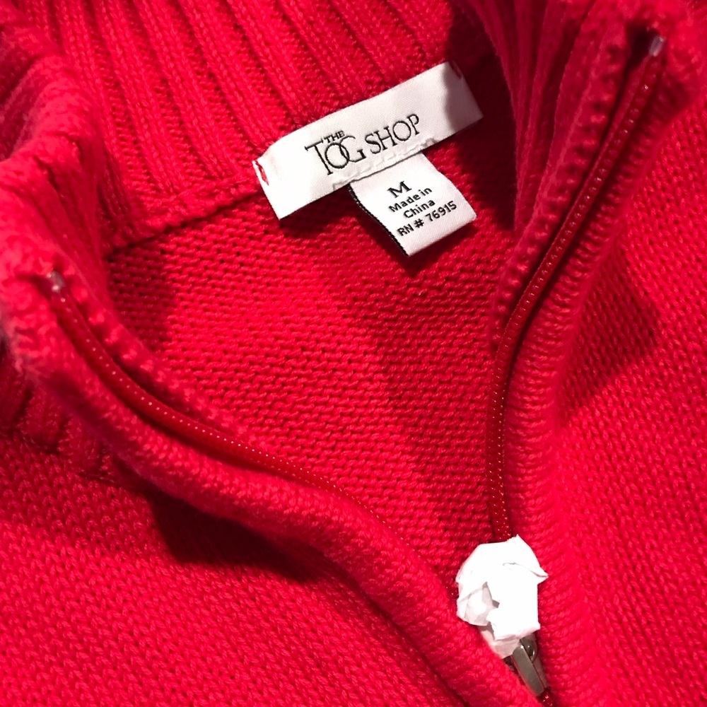 Red Sweater by the Tog Shop Size Medium with‎ Zipper #2174